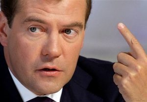 Медведев разочарован падением товарооборота между Россией и Украиной