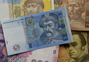 Зарплата в Україні - зарплата в конверті - заробітна плата -75% в тіні. Українські клерки розповіли про зарплати  в конвертах 