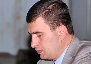 Прибывшего на допрос экс-нардепа Маркова не пустили в МВД