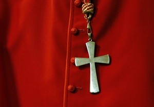Ватикан опечатался в имени Иисуса на памятной монете для Папы Франциска