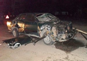 Новини Чернівецької області - ДТП - У Чернівецькій області п яний водій на смерть збив двох дівчат
