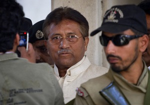 Звинувачений у вбивствах опонентів. Суд відпустив екс-президента Пакистану з-під домашнього арешту