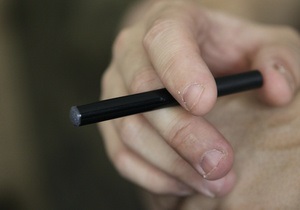 ЕС ограничивает использование электронных сигарет