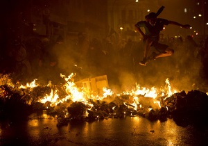 Новини Бразилії - протест - У Бразилії протести вчителів переросли у заворушення, поліція застосувала сльозогінний газ