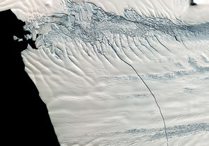 Антарктика - глобальне потепління - Під антарктичними льодами виявили гігантські канали з теплою водою