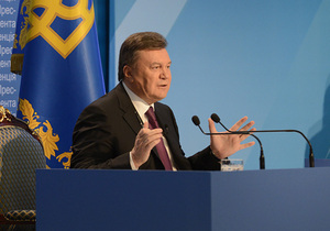 Янукович пророкує Україні друге місце в світі з експорту зернових