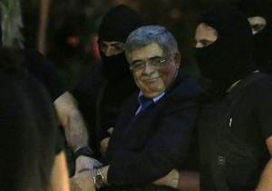 Суд визнав заарештованого главу ультраправої партії Греції лідером злочинної організації