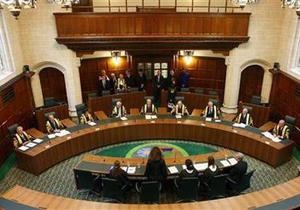 Баталии украинских олигархов развернулись в судах Лондона - FT