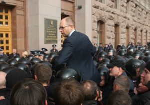 Міліція визнала застосування спецзасобів під Київрадою