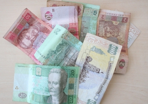 Нацбанк не бачить негативу українців до обмеження готівкових розрахунків