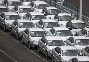 Введення утилізаційного збору обвалило продажі нових легкових авто у вересні вдвічі