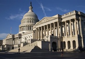 Новости США - бюджетный кризис в США: Контролируемая республиканцами палата представителей в третий раз возвращает бюджетный закон в Сенат США
