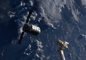 Фотогалерея: Космические выходные. Стыковка Cygnus с МКС, запуски Falcon и Протона