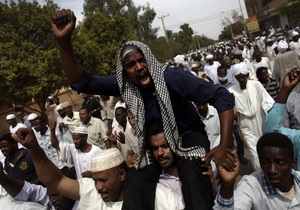 Новини Судану - заворушення - Протести в Судані: У ході безладів затримано 600 осіб
