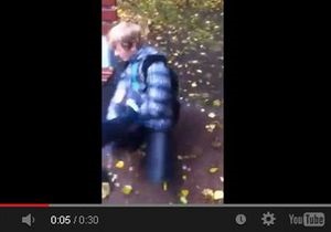 Відео із знущаннями над школярем: У Петербурзі родичі сховали від поліції підлітка з Дагестану