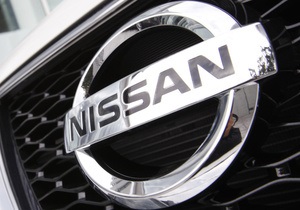 Nissan відкликає майже мільйон авто у всьому світі