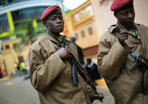 Новини Кенії - Найробі - Непричетний до теракту: Затриманий у Кенії британець розповів, що отримав синці у Сомалі