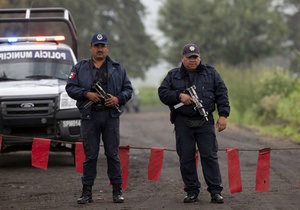У Мексиці у справі про масове вбивство відвідувачів бару заарештували поліцейських