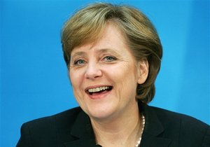 Новости Германии - Новости Греции - Меркель - Кризис в ЕС - СМИ: Меркель намерена продолжить политику давления на рецессивную Грецию