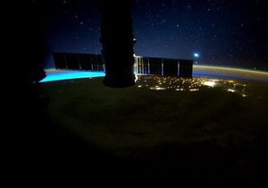 Новини науки - Стикування приватного космічного корабля Cygnus із МКС довелося відкласти через збій