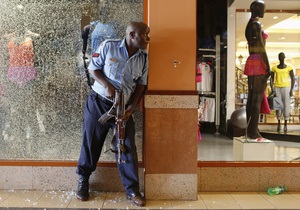 Стрілянина в супермаркеті Найробі: кількість загиблих збільшилася до 30 осіб, один бойовик затриманий