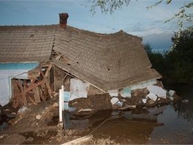 Одесская область - наводнение - потоп - пенсионер - В Одесской области пенсионер провел трое суток в затопленном доме