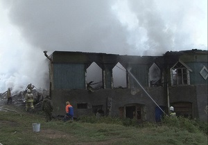 Рятувальники завершили розбір завалів на місці пожежі в новгородському психоневрологічному інтернаті