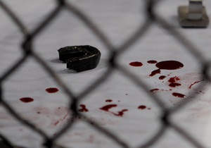 Батьківщина - побиття - Батьківщина: У Харкові металевим прутом побили помічника нардепа Пашинського
