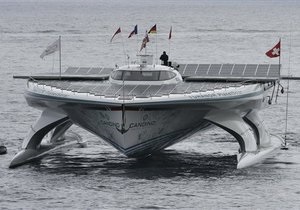 Turanor PlanetSolar - До Парижа прибуло найбільше у світі судно на сонячних батареях
