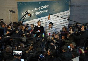 Навальний вимагає другого туру виборів