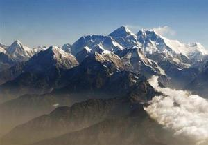Країна снігової людини назве дві вершини на честь підкорювачів Евересту