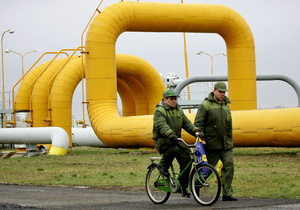 Поки Газпром зволікає. Київ заманює європейський газ в українські сховища - Ъ