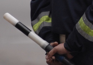 В Тернопольской области водитель и пассажиры автомобиля подрались с гаишником