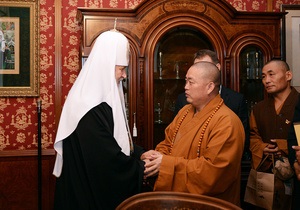 Патриарх Кирилл советует учиться силе духа у шаолиньских монахов