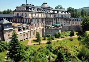 DW: Історичний готель у Німеччині врятували від  завгоспа Кучми 