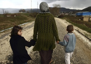 Війна в Сирії -Близько восьми тисяч сирійських біженців отримають право на постійне проживання у Швеції