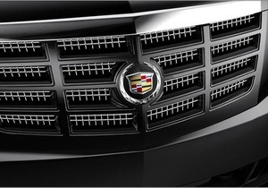 Cadillac - General Motors Co - Cadillac безпрецедентно розширює модельний ряд, посягаючи на гегемонію німців