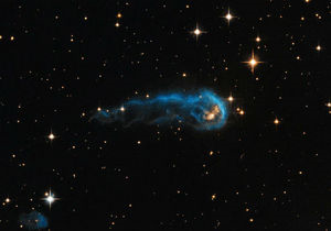 Новини науки - Хаббл - новини космосу: Телескоп Хаббл сфотографував космічного  пуголовка 