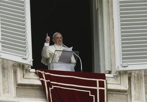 Папа Римський - Новини Ватикану - війна в Сирії - Пара Римський закликав католиків молитися за мир у Сирії