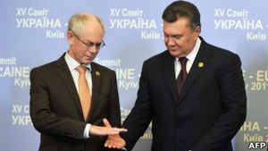 Янукович: пропозиції Росії принизливі та неприйнятні