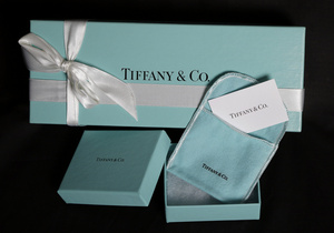 Любов китайців до розкоші підвищила річний прогноз Tiffany