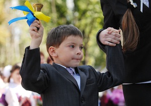 Київ - школи - Цього року у столичні школи підуть 26 тисяч першокласників