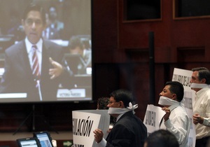 Президент Еквадору вирішив перевести друковану пресу в інтернет