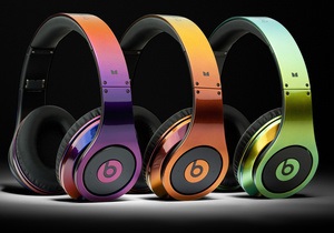 Популярні навушники від Dr.Dre планують позбутися HTC