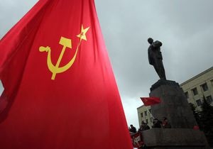 Новини Сум - пам ятник Леніну - Суд залишив чинним рішення про знесення двох пам ятників Леніну в Сумах