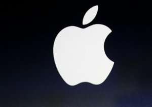 Apple жадає заборони продажів у США пристроїв Samsung, які нібито копіюють iPhone