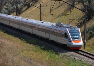 После Hyundai: Укрзалізнице не хватает денег на отечественные поезда - Ъ - крюковский завод