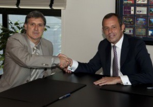 Барселона официально подписала контракт с Мартино