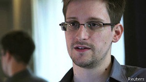 Скандал із прослуховуванням - Сноуден - Сноуден може покинути Шереметьєво вже у середу