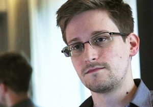 Німецькі активісти присудили премію Едварду Сноудену